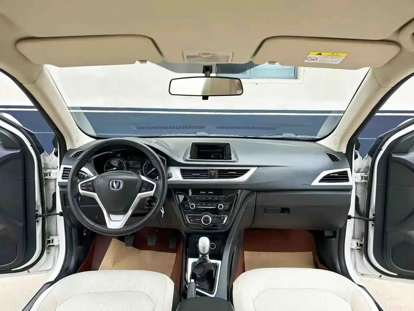 Yuexiang V7 2016 1.6L Manual Comfort Edition (National V Emission Standard) — миниатюра 9