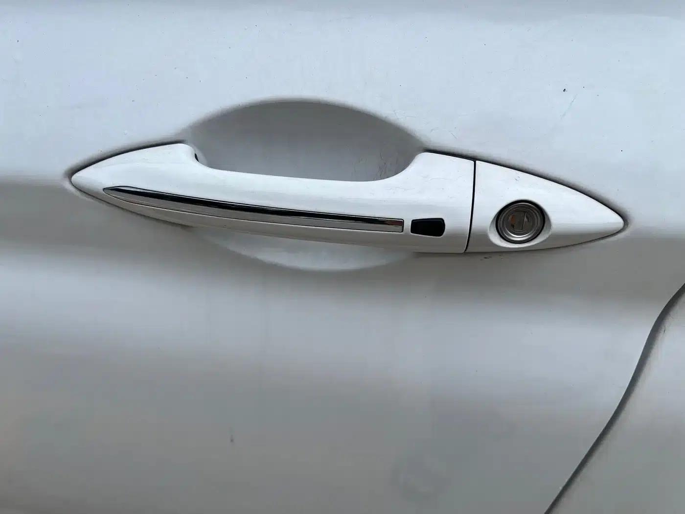 Yuexiang V7 2015 1.6L Automatic Enjoyment Edition (National IV Emission Standard) — миниатюра 15