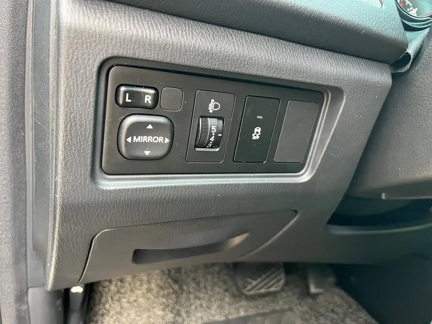 Yuexiang V7 2015 1.6L Automatic Enjoyment Edition (National IV Emission Standard) — миниатюра 18