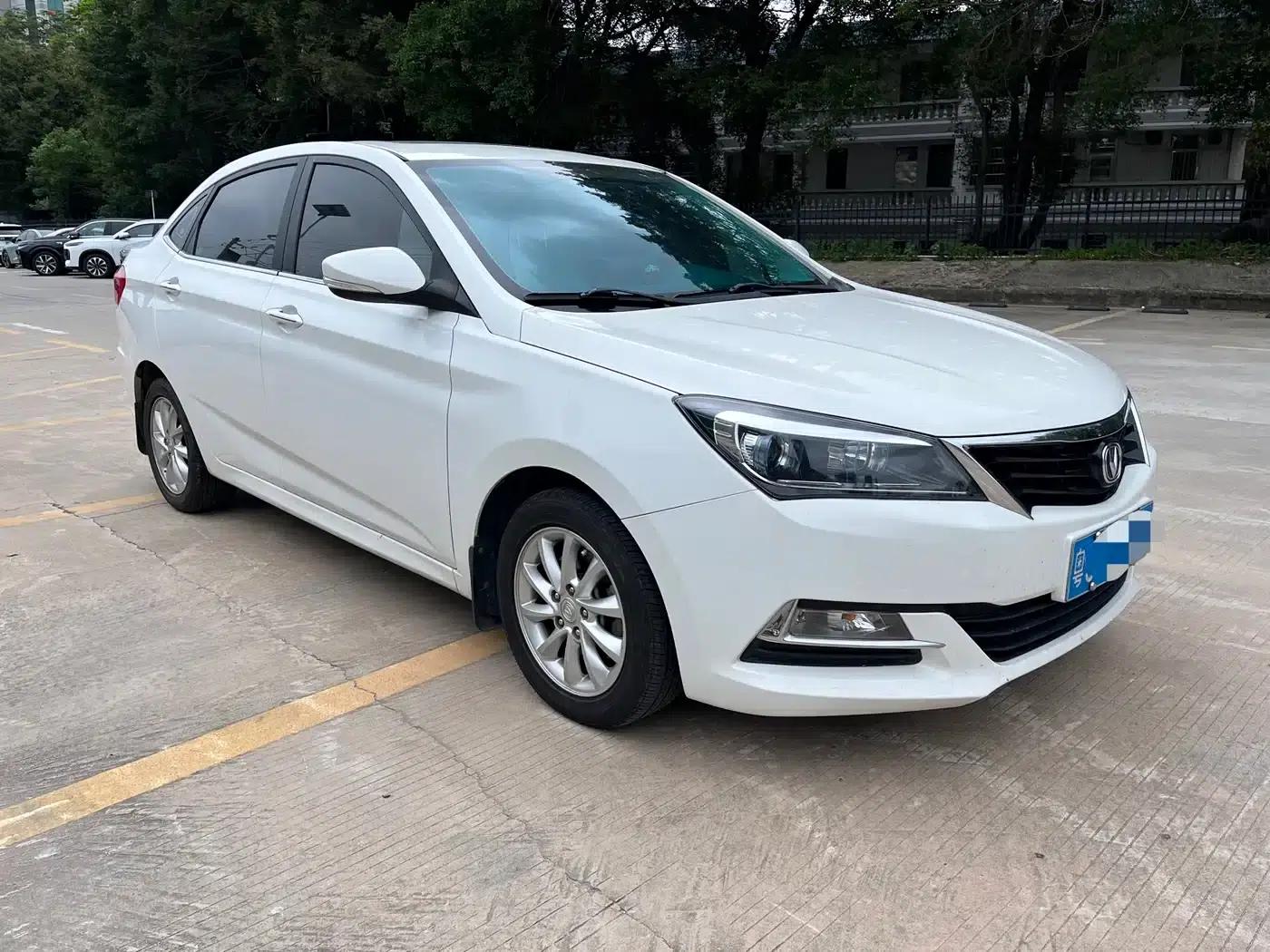 Yuexiang V7 2015 1.6L Automatic Enjoyment Edition (National IV Emission Standard) — миниатюра 3