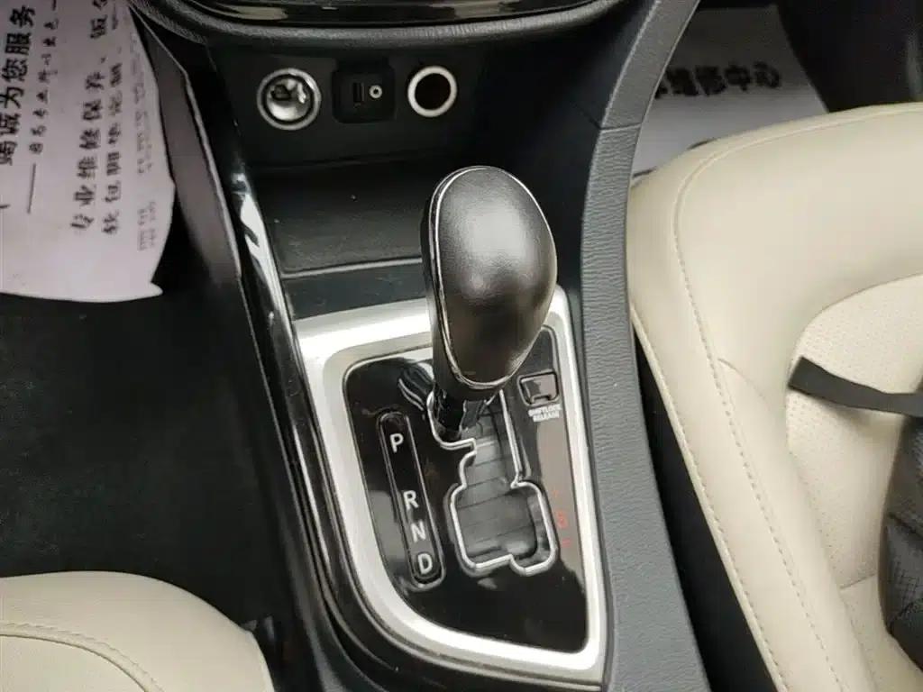Yuexiang V7 2015 1.6L Automatic Enjoyment Edition (National V Emission Standard) — миниатюра 14