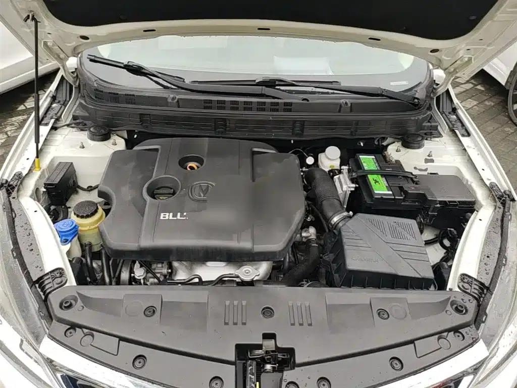 Yuexiang V7 2015 1.6L Automatic Enjoyment Edition (National V Emission Standard) — миниатюра 20