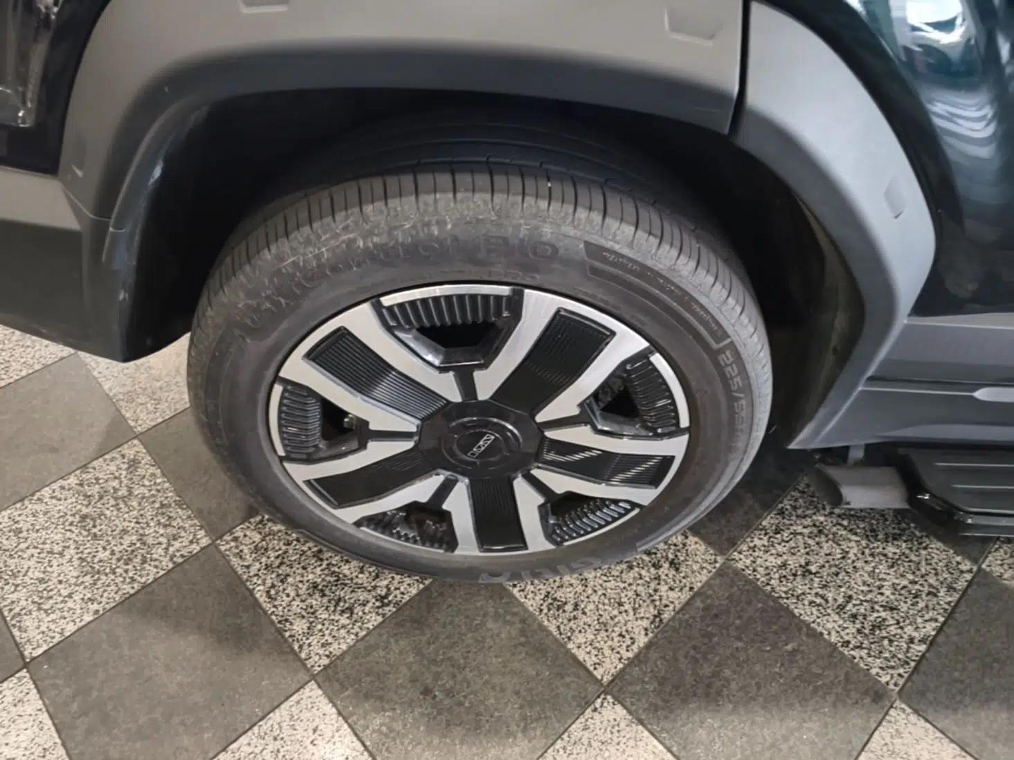 iCAR 03 2024 472km Four-Wheel Drive Long-Range Version — миниатюра 10