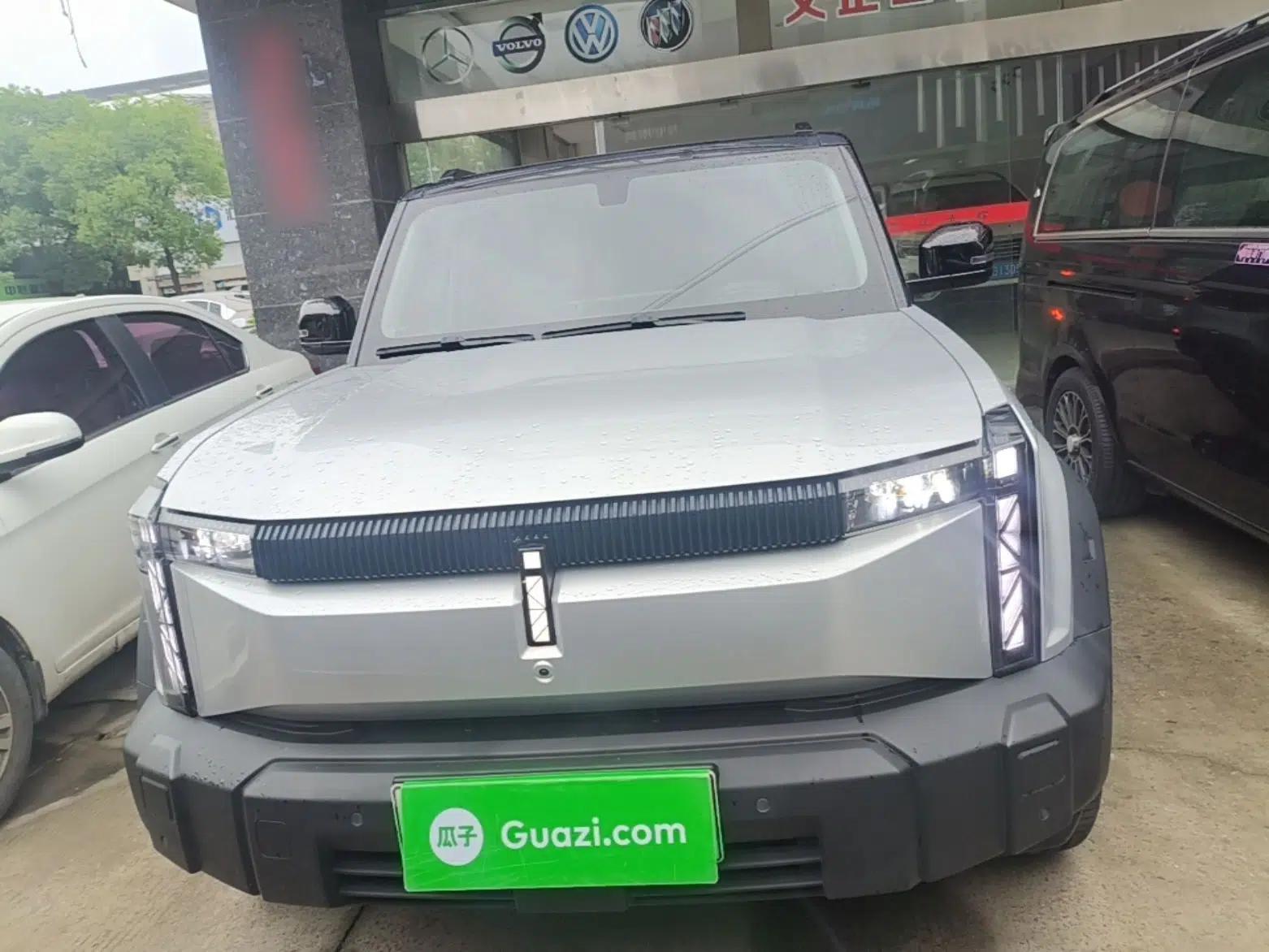iCAR 03 2024 401km Range Two-Wheel Drive Standard Yuechao Version — миниатюра 2