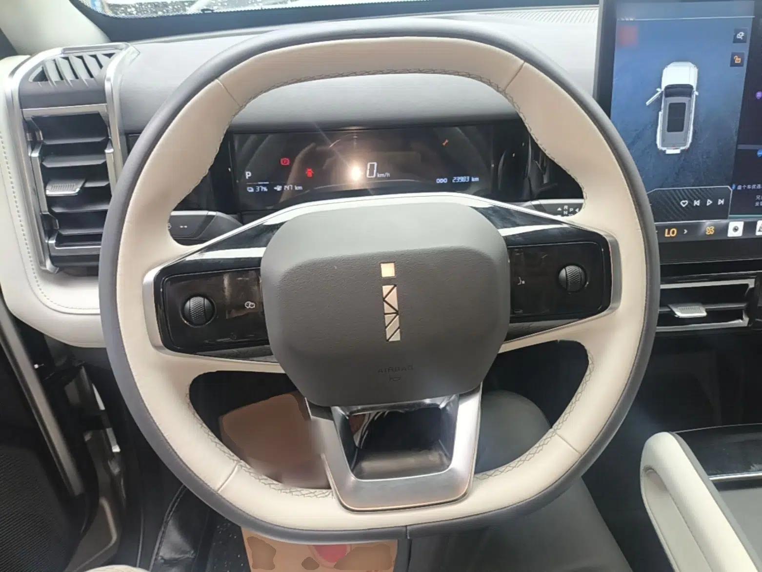 iCAR 03 2024 401km Range Two-Wheel Drive Standard Yuechao Version — миниатюра 14