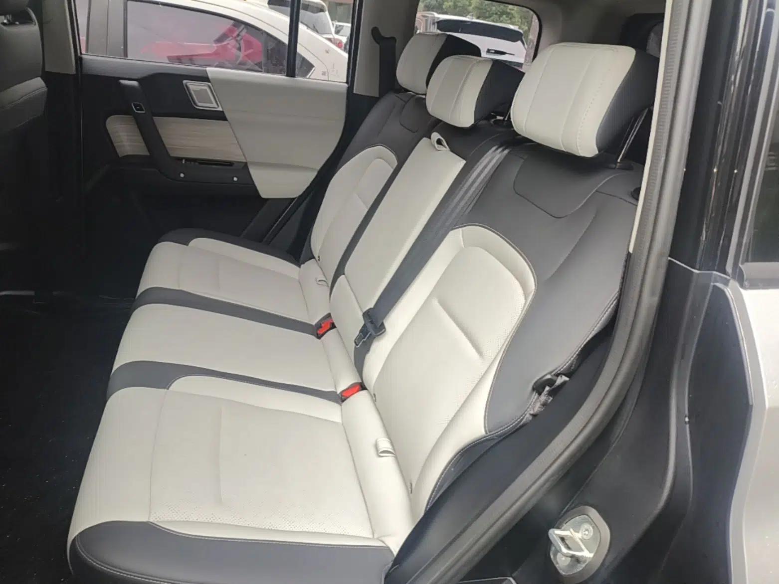 iCAR 03 2024 401km Range Two-Wheel Drive Standard Yuechao Version — миниатюра 20