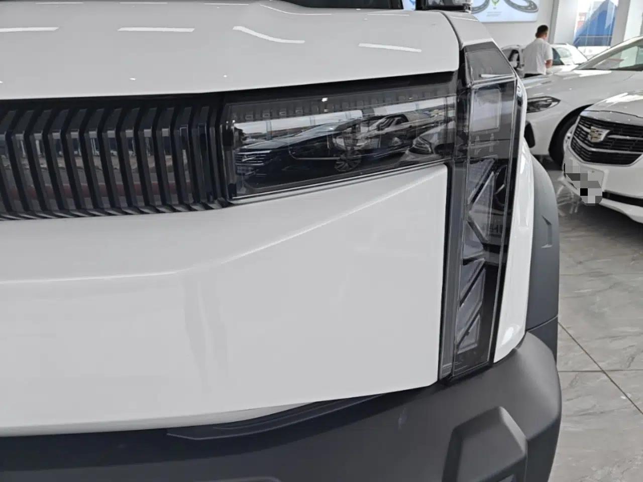 iCAR 03 2024 401km Two-Wheel Drive Standard Advanced Version — миниатюра 9