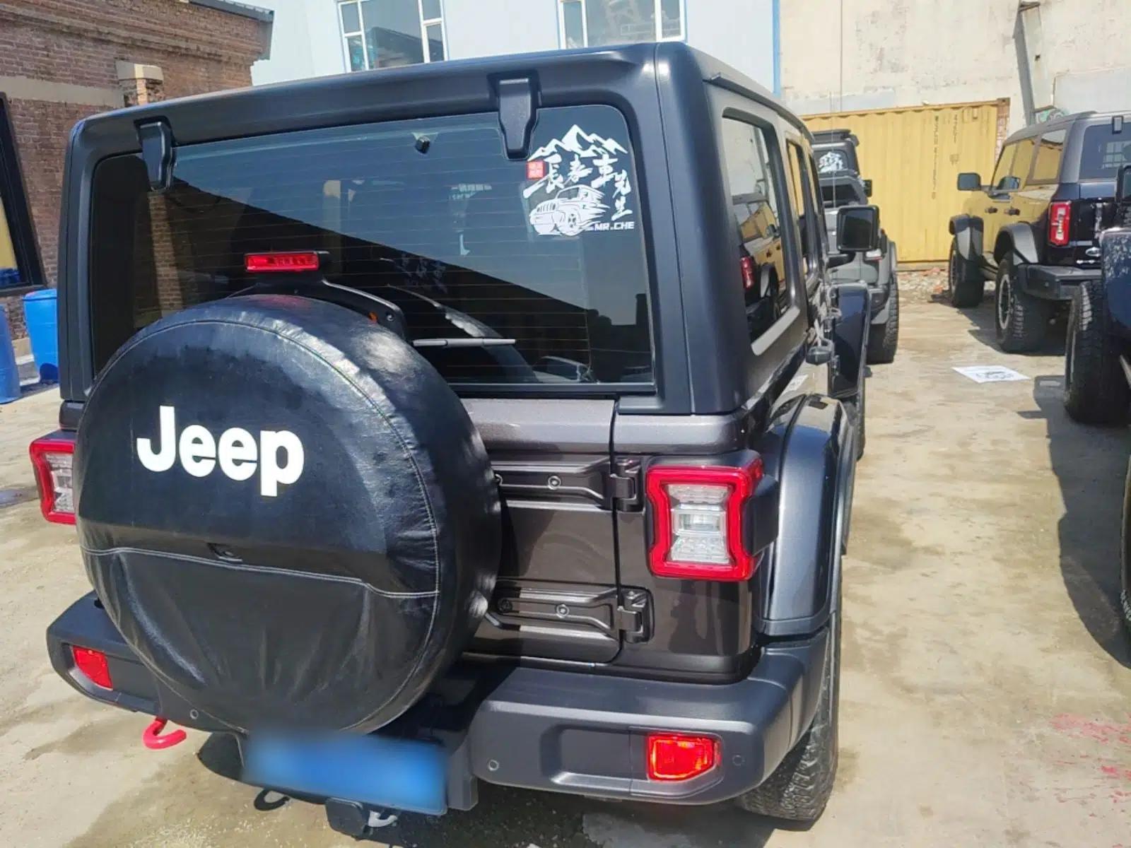 Jeep Wrangler 2019 2.0T Sahara Four-Door Version China VI Emission Standard — миниатюра 6