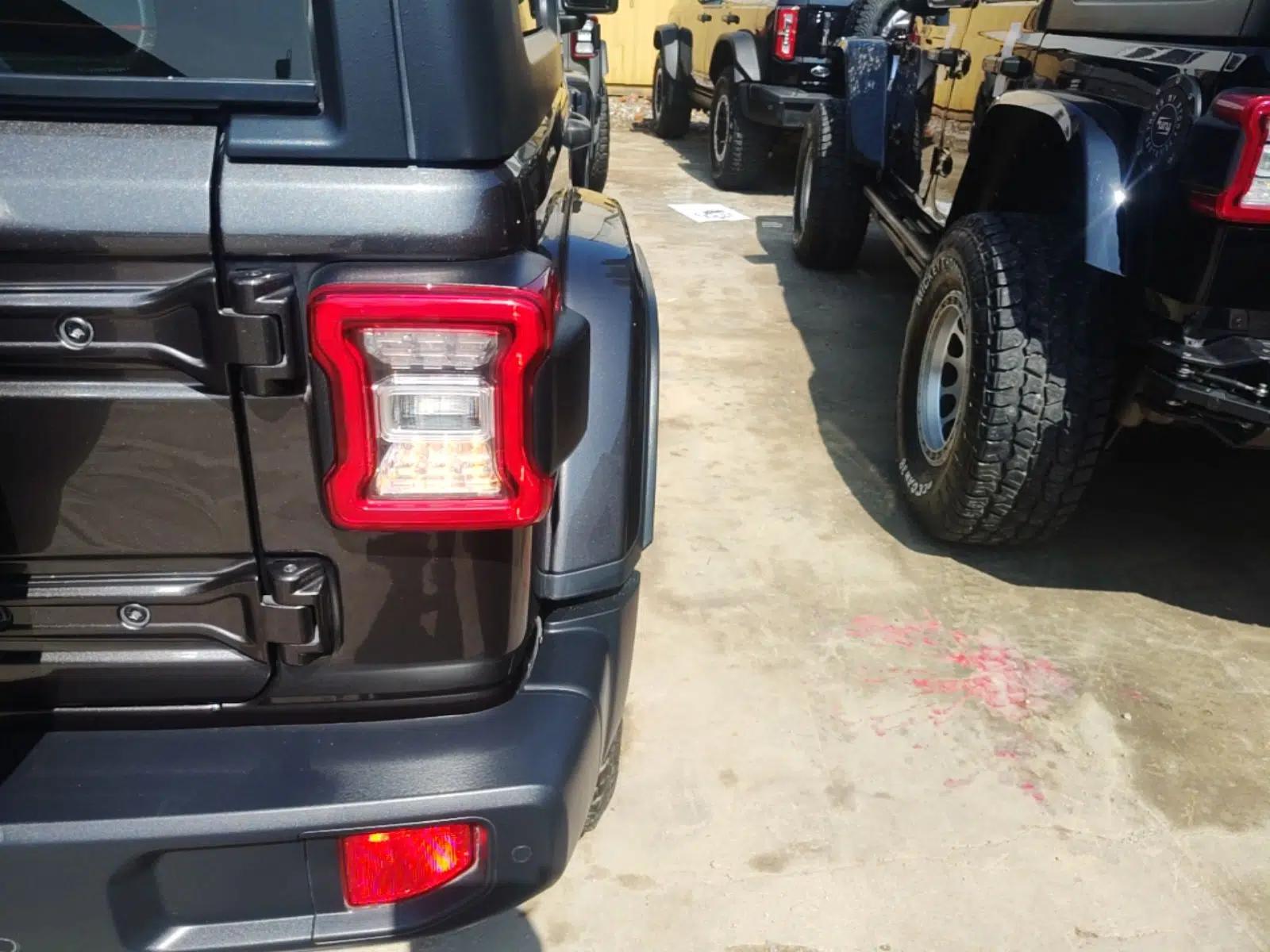 Jeep Wrangler 2019 2.0T Sahara Four-Door Version China VI Emission Standard — миниатюра 7