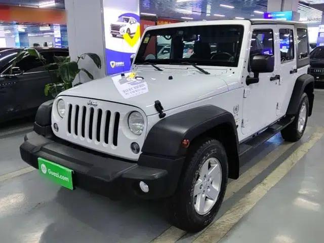 Jeep Wrangler 2014 2.8TD Sahara Four-Door Edition