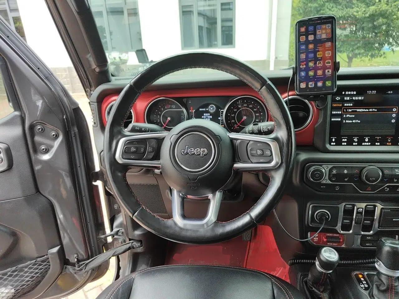 Jeep Wrangler 2021 2.0T Robin Hood Four-Door Edition — миниатюра 11