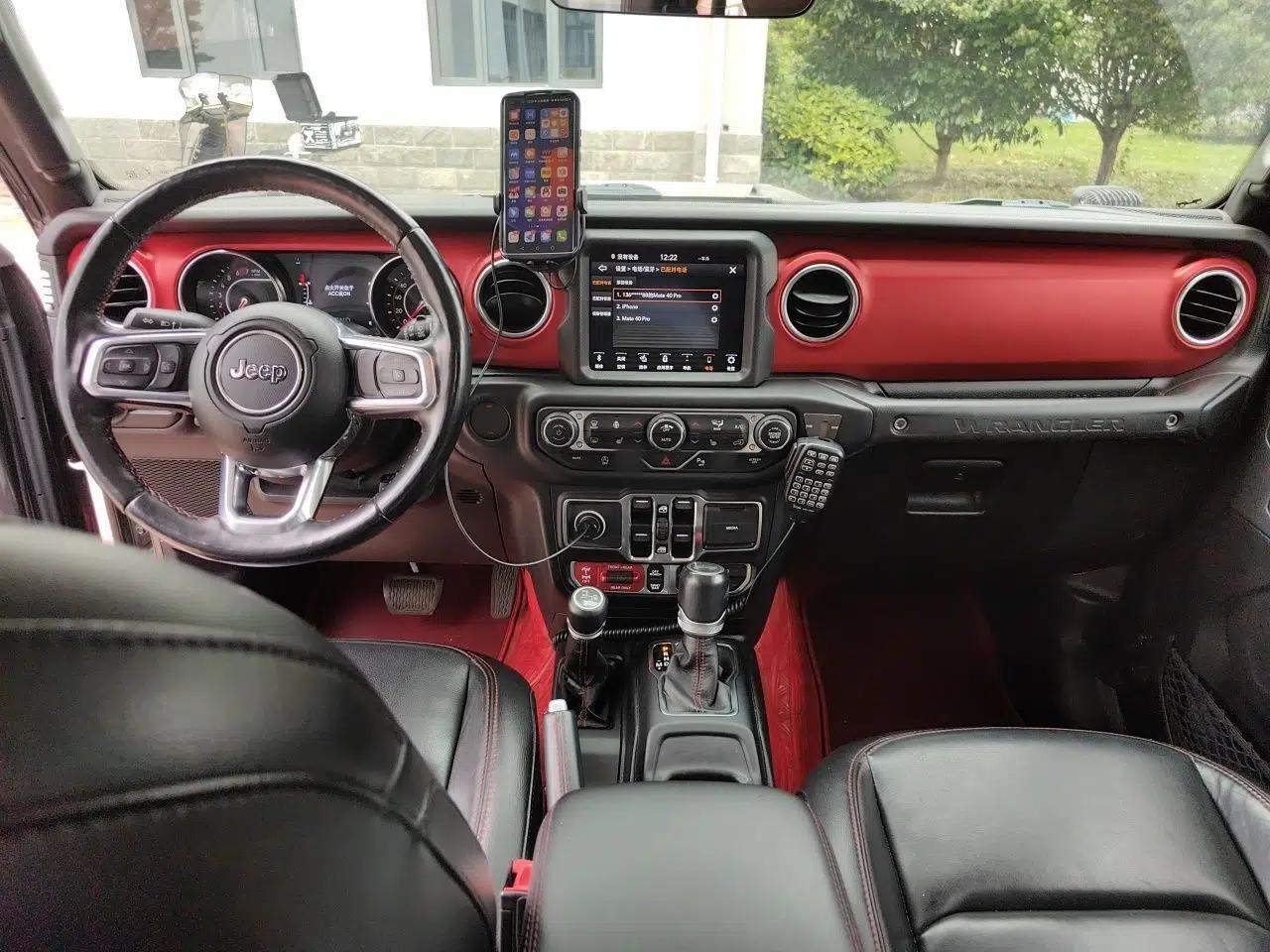 Jeep Wrangler 2021 2.0T Robin Hood Four-Door Edition — миниатюра 10