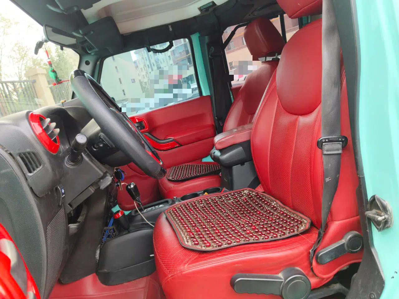 Jeep Wrangler 2015 2.8TD Sahara Four-Door Comfort Edition — миниатюра 16
