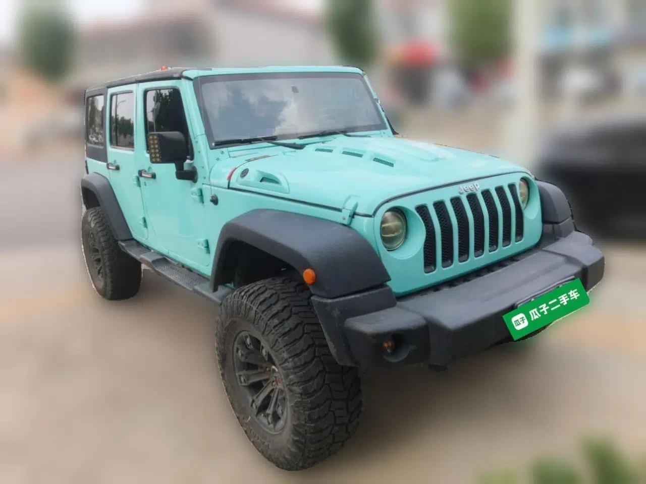 Jeep Wrangler 2015 2.8TD Sahara Four-Door Comfort Edition — миниатюра 3