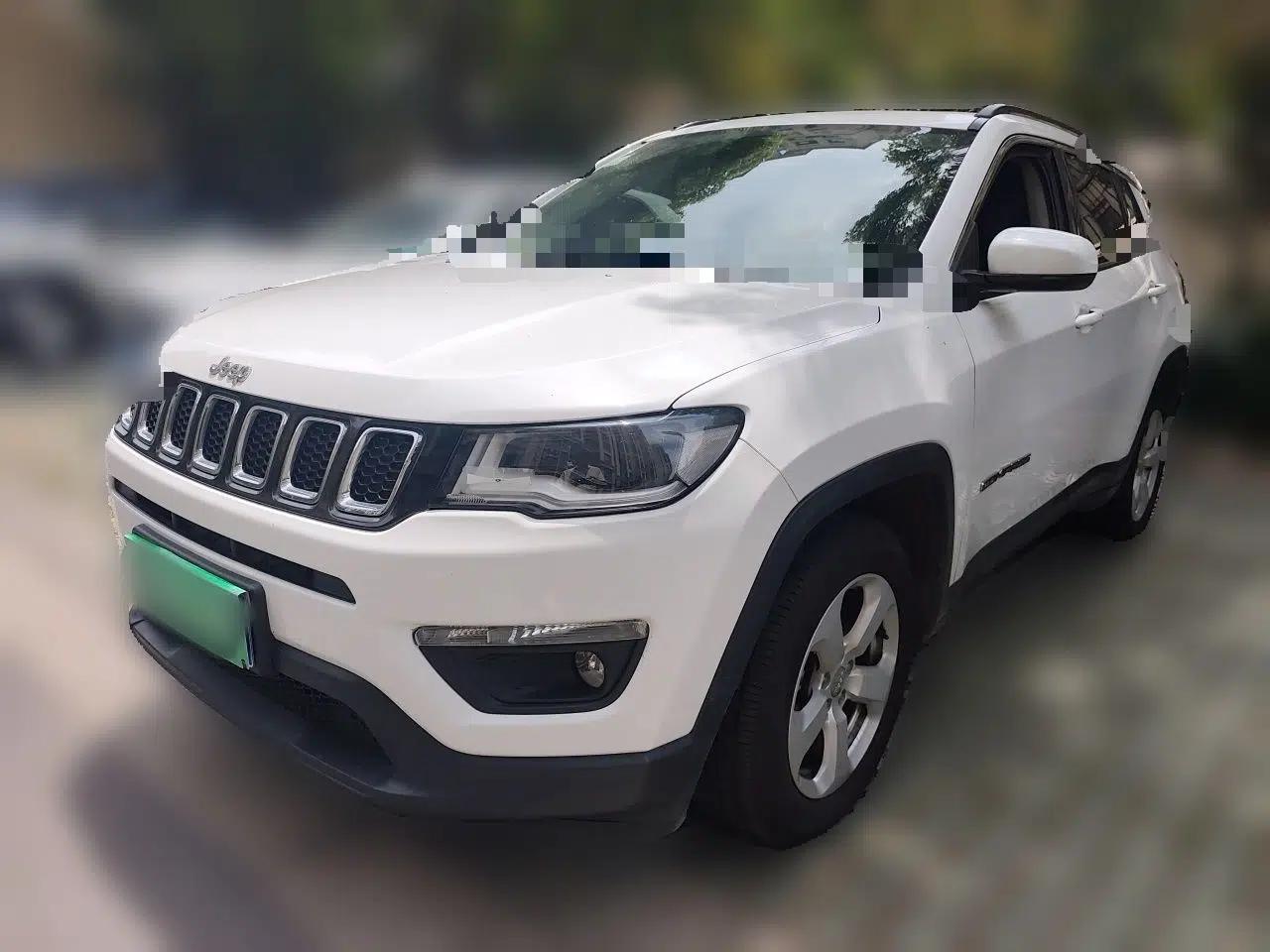 Jeep Compass 2017 200T Automatic Family Edition — миниатюра 1
