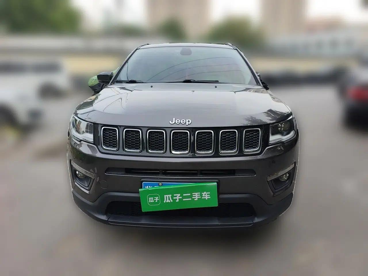 Jeep Compass 2017 200T Automatic Family Edition — миниатюра 2