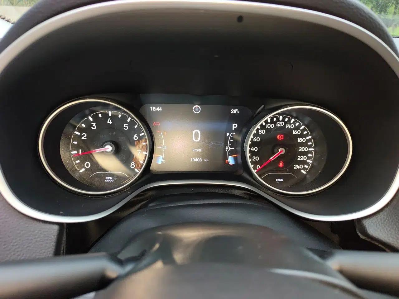 Jeep Compass 2017 200T Automatic Family Edition — миниатюра 12