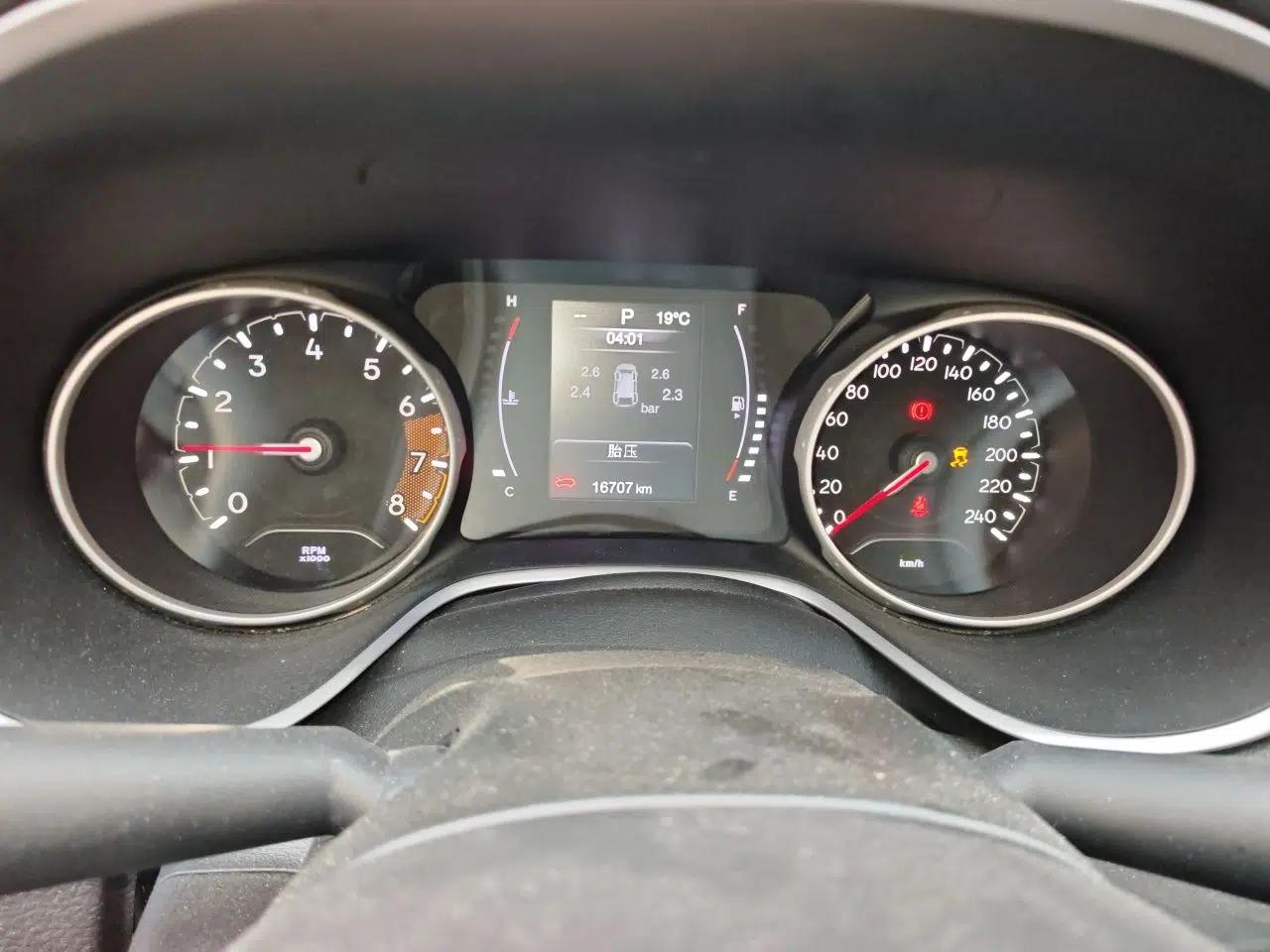 Jeep Compass 2017 200T Automatic Enjoyment Version — миниатюра 12