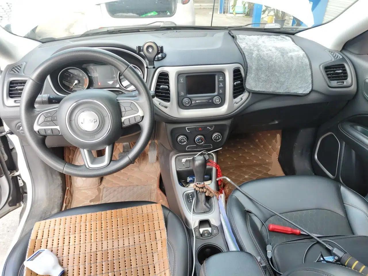 Jeep Compass 2017 200T Automatic Enjoyment Version — миниатюра 10