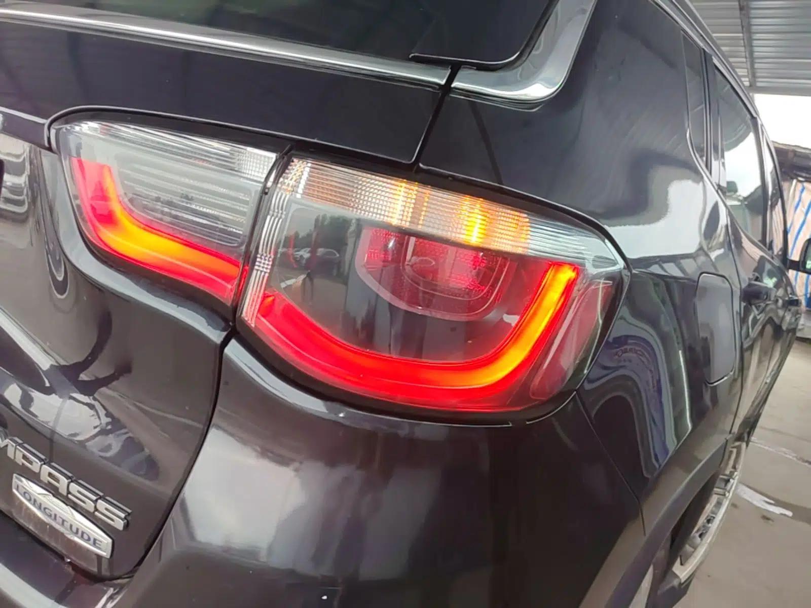 Jeep Compass 2017 200T Automatic Family Edition — миниатюра 7