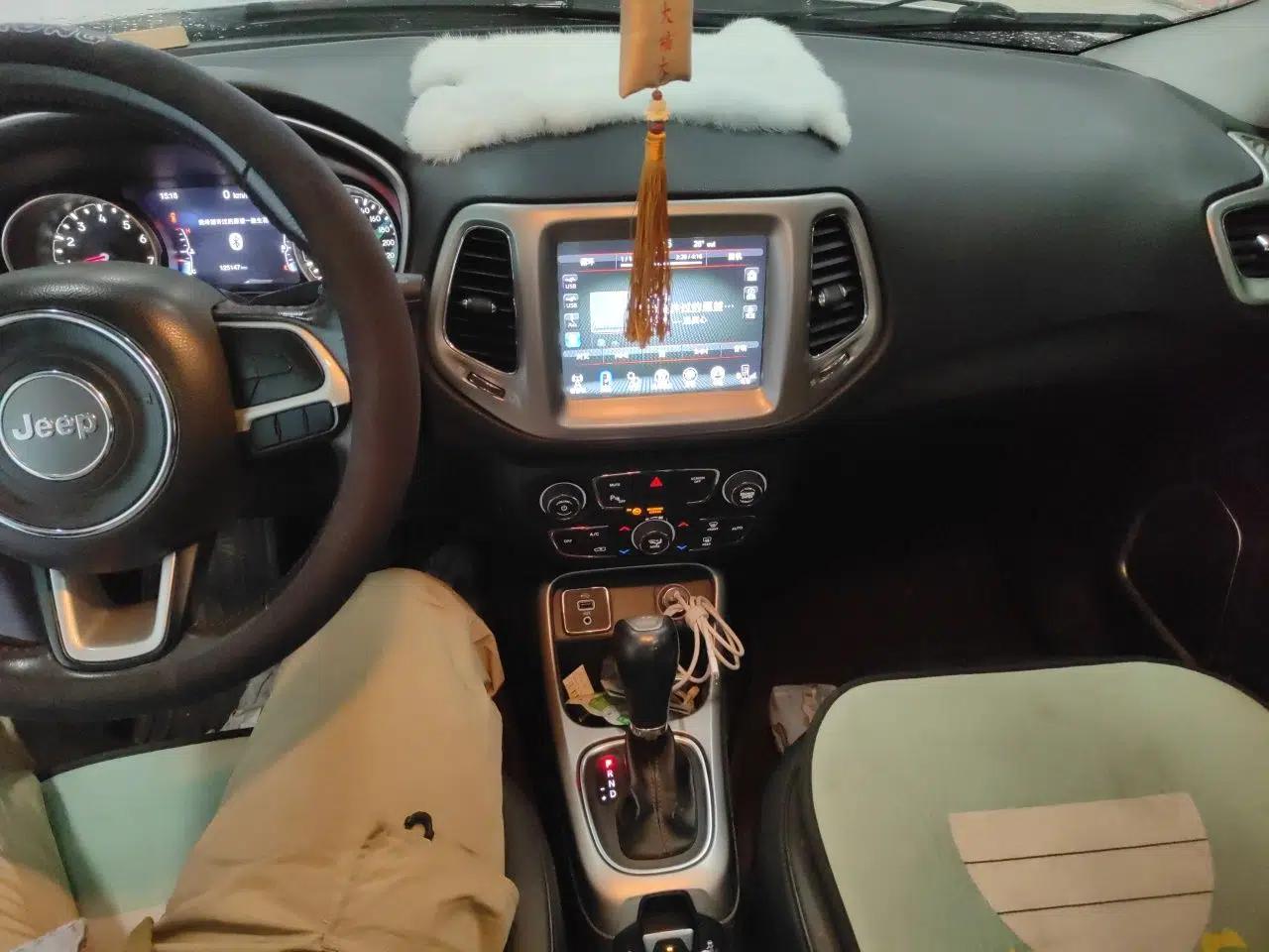 Jeep Compass 2017 200T Automatic Family Edition — миниатюра 14