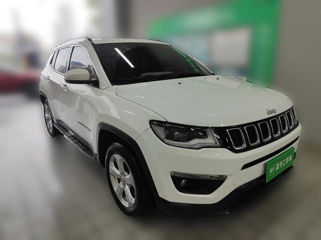 Jeep Compass 2017 200T Automatic Family Edition — миниатюра 3
