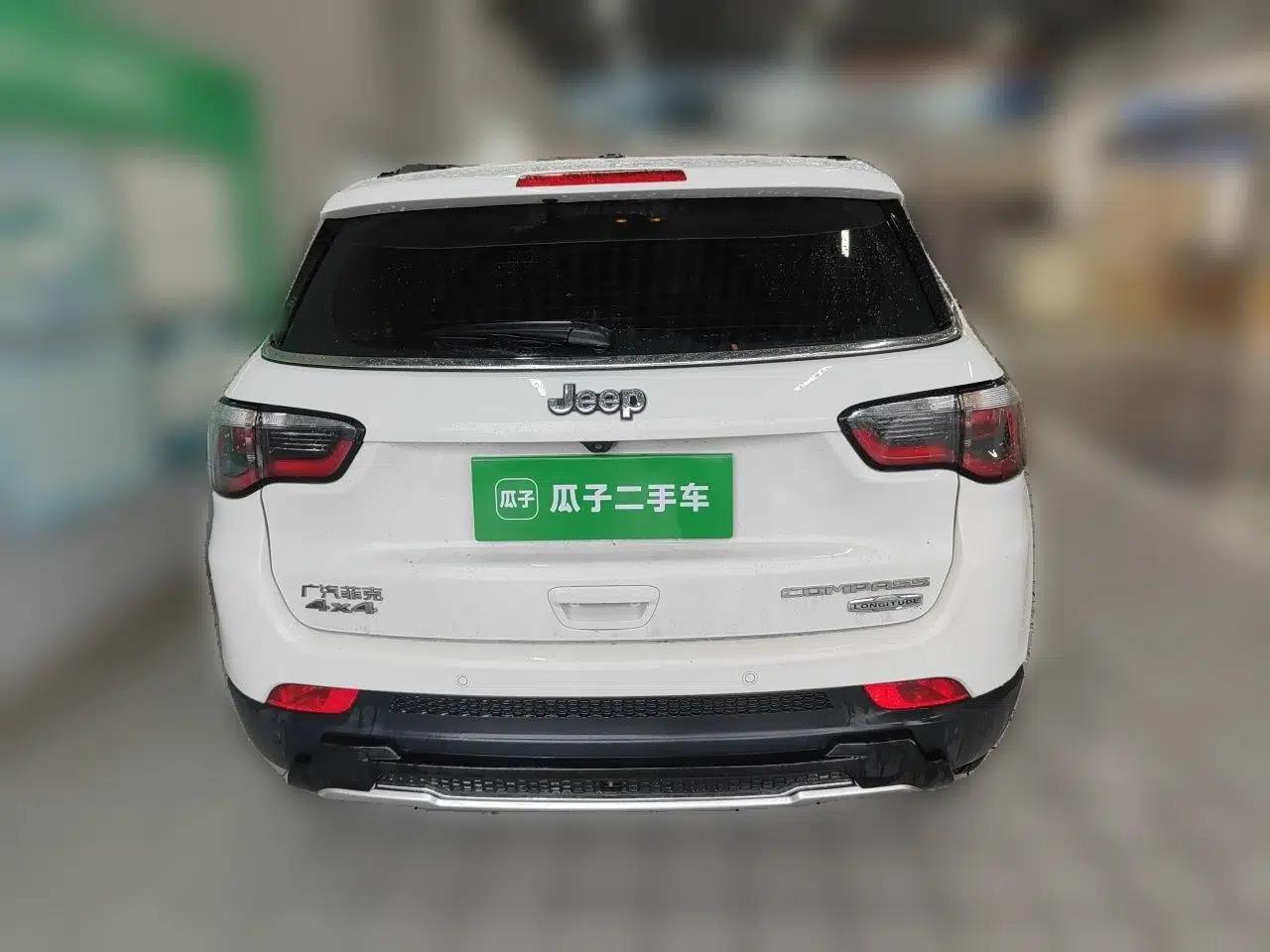 Jeep Compass 2017 200T Automatic Family Edition — миниатюра 5
