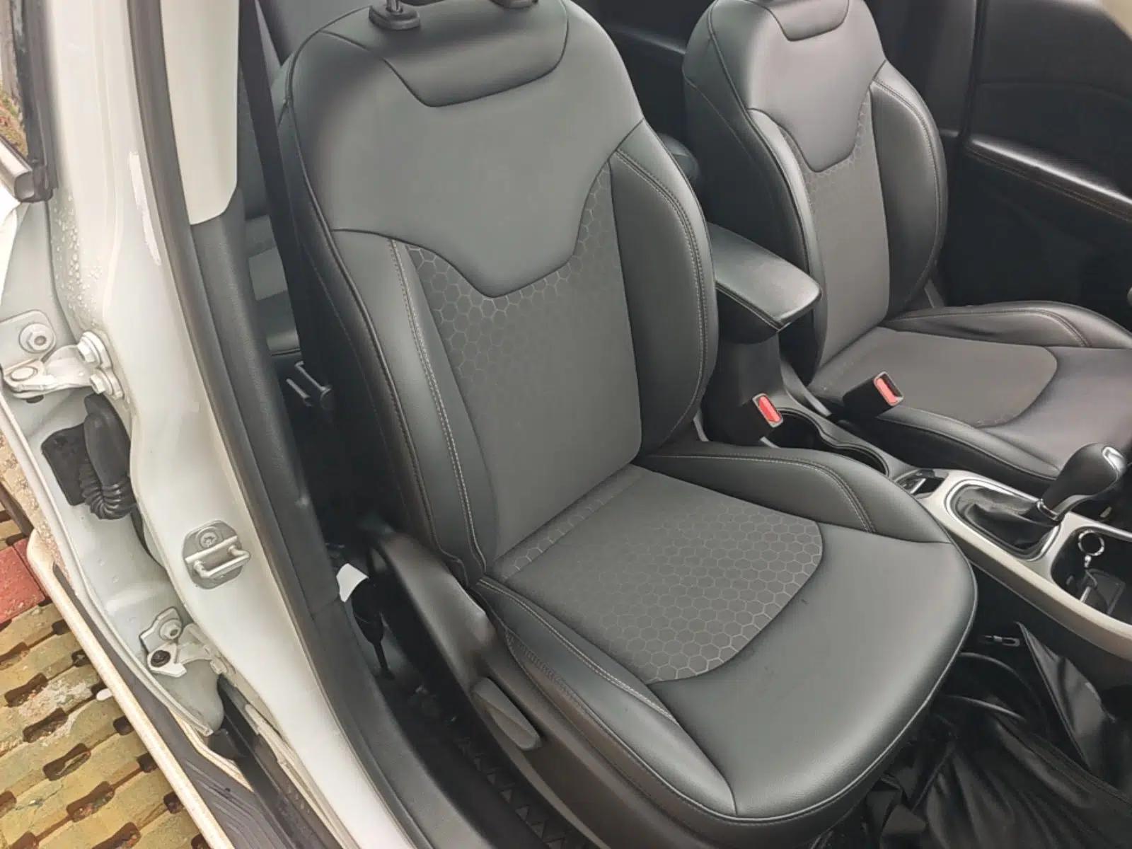 Jeep Compass 2020 220T Automatic Leading Edition — миниатюра 23