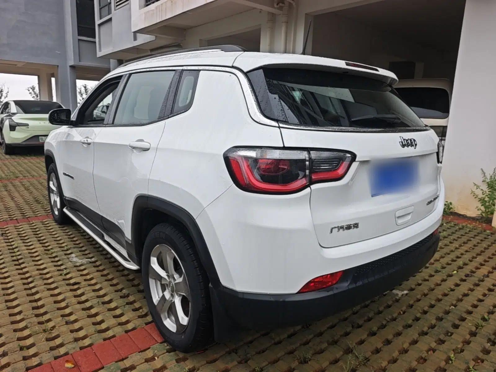 Jeep Compass 2020 220T Automatic Leading Edition — миниатюра 4
