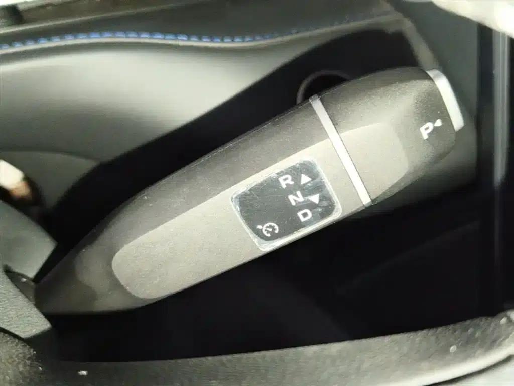 Changan Eado PHEV 2025 Smart Blue Whale 145KM High-Performance Edition — миниатюра 14