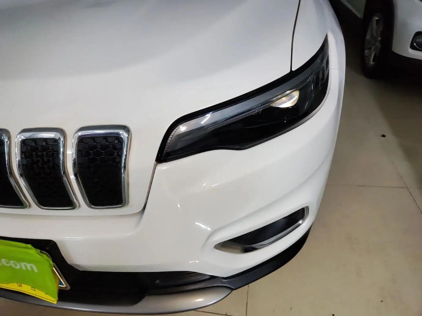 Jeep Cherokee 2019 2.0T Two-Wheel Drive Smart Enjoyment Version China VI — миниатюра 9