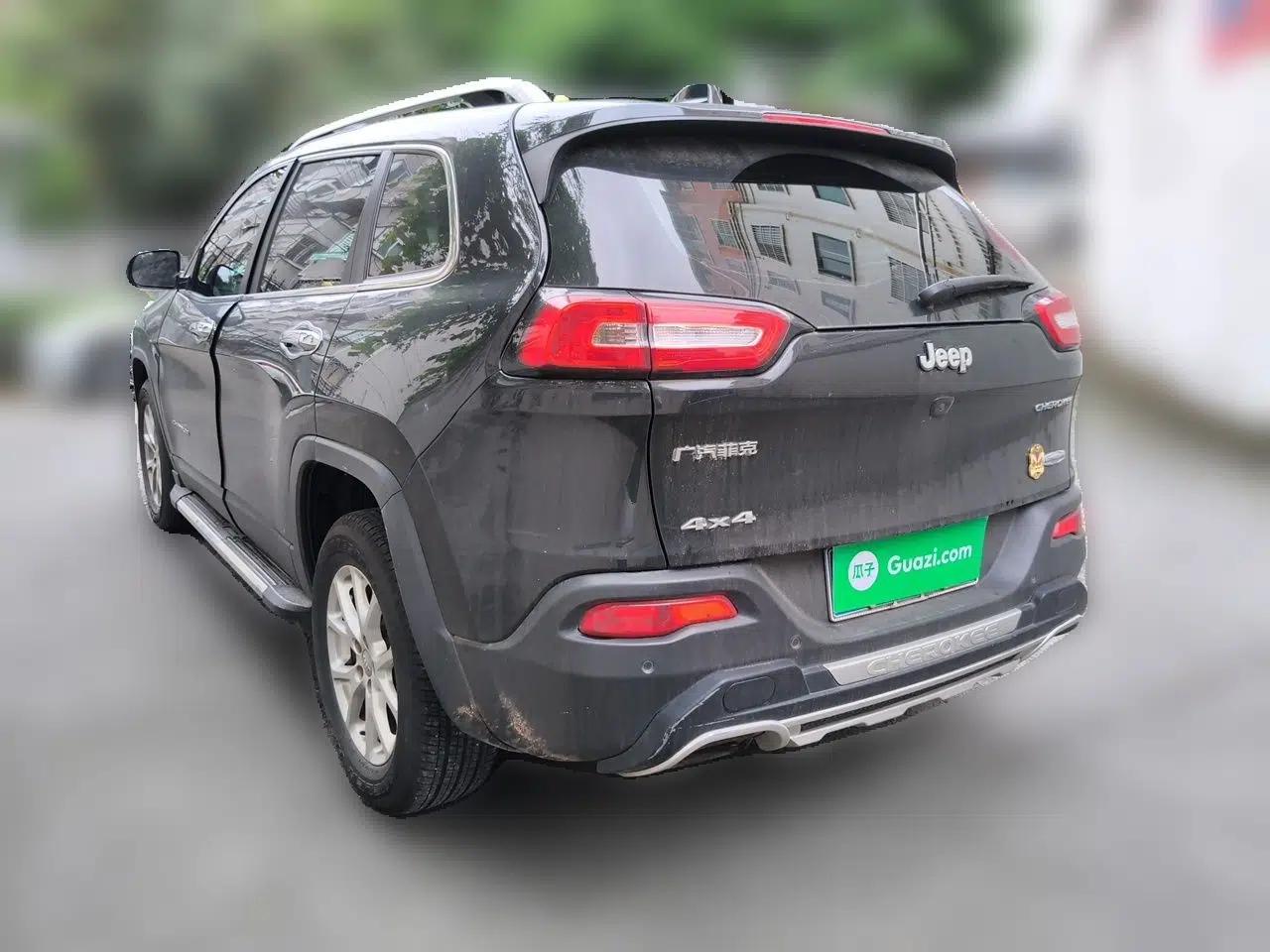 Jeep Cherokee 2016 2.4L Professional Smart Version — миниатюра 4