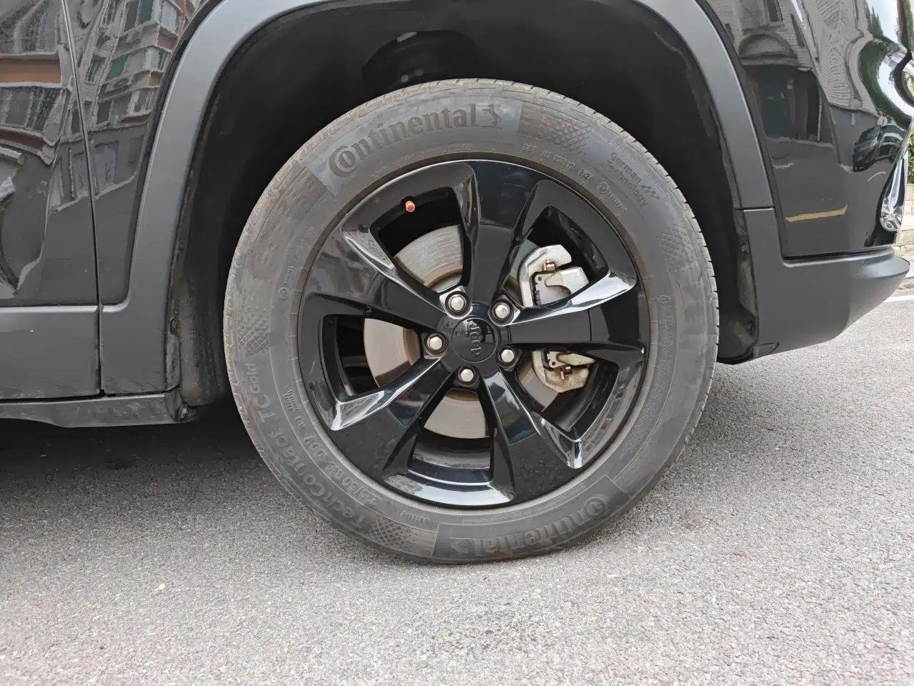 Jeep Cherokee 2020 2.0T Four-Wheel Drive Night Eagle Edition — миниатюра 8