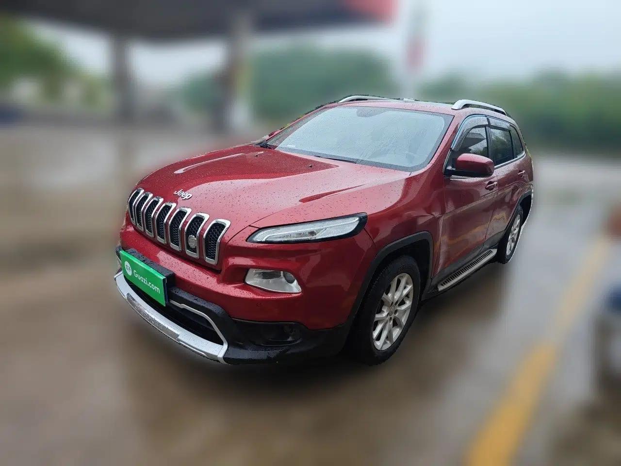 Jeep Cherokee 2016 2.4L Leading Smart Version — миниатюра 1