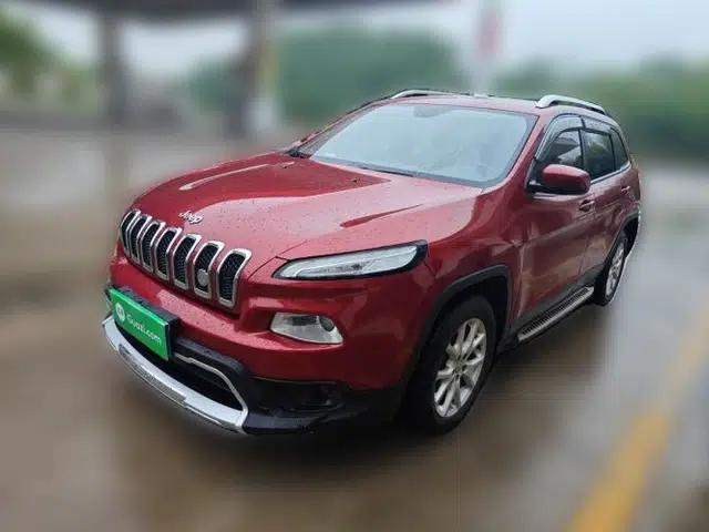 Jeep Cherokee 2016 2.4L Leading Smart Version
