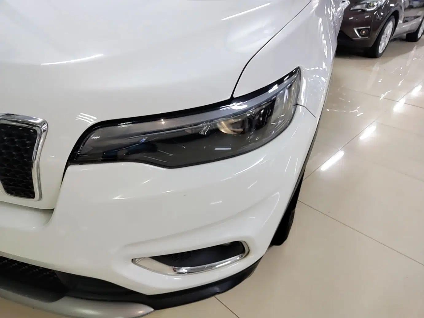 Jeep Cherokee 2019 2.0T Two-Wheel Drive Smart Enjoyment Version China V — миниатюра 9