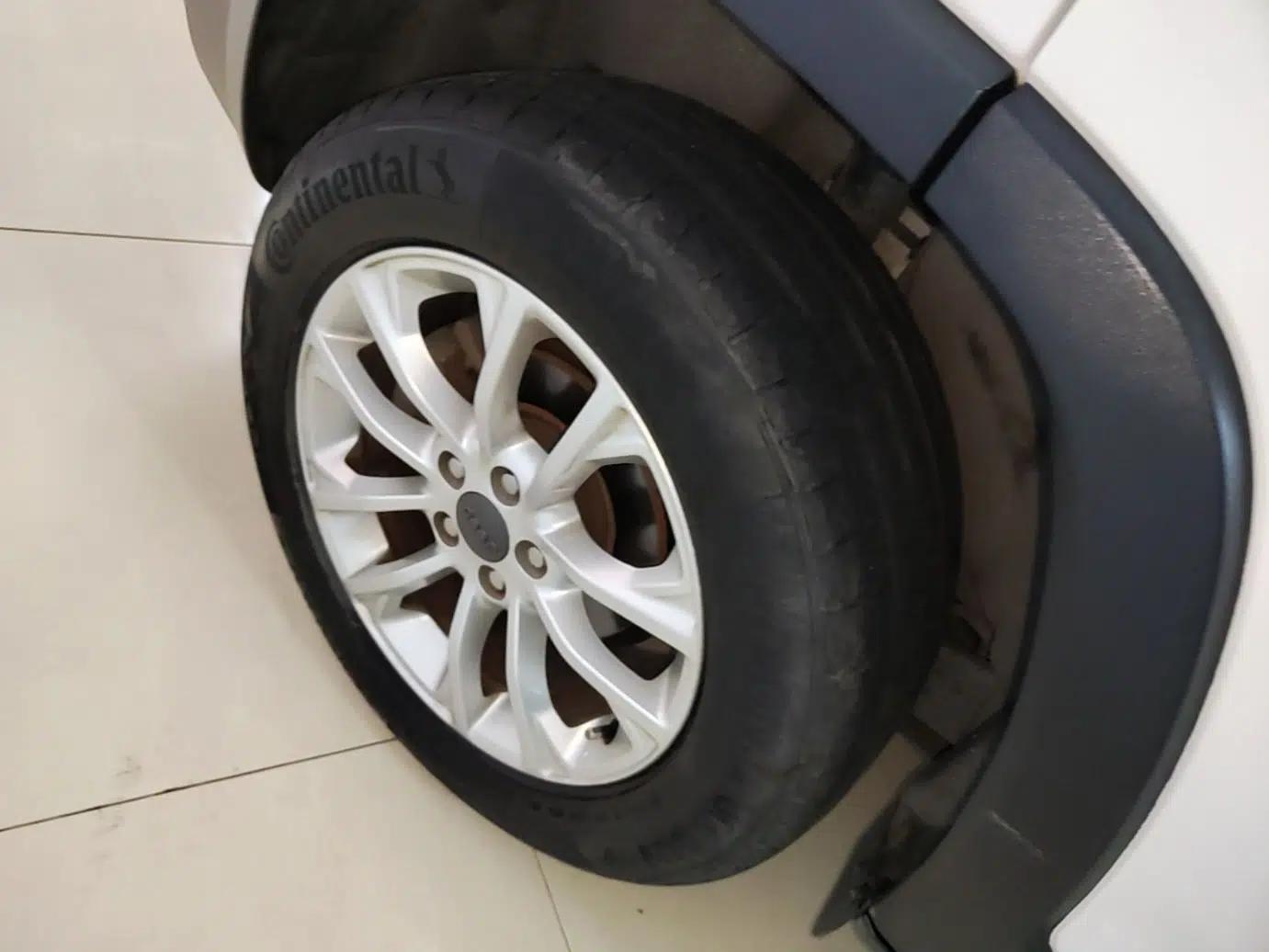 Jeep Cherokee 2019 2.0T Two-Wheel Drive Smart Enjoyment Version China V — миниатюра 10