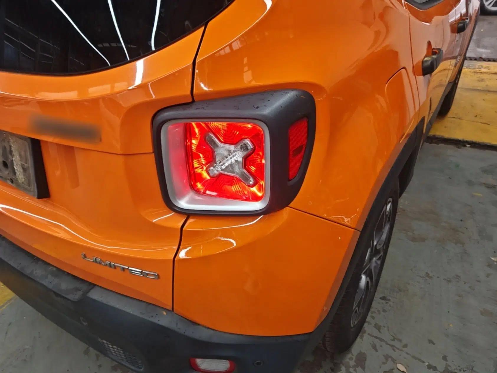Jeep Renegade 2016 1.4T Automatic Smart Edition — миниатюра 7