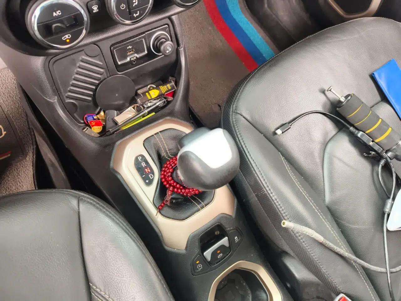 Jeep Renegade 2016 1.4T Automatic Smart Edition — миниатюра 15