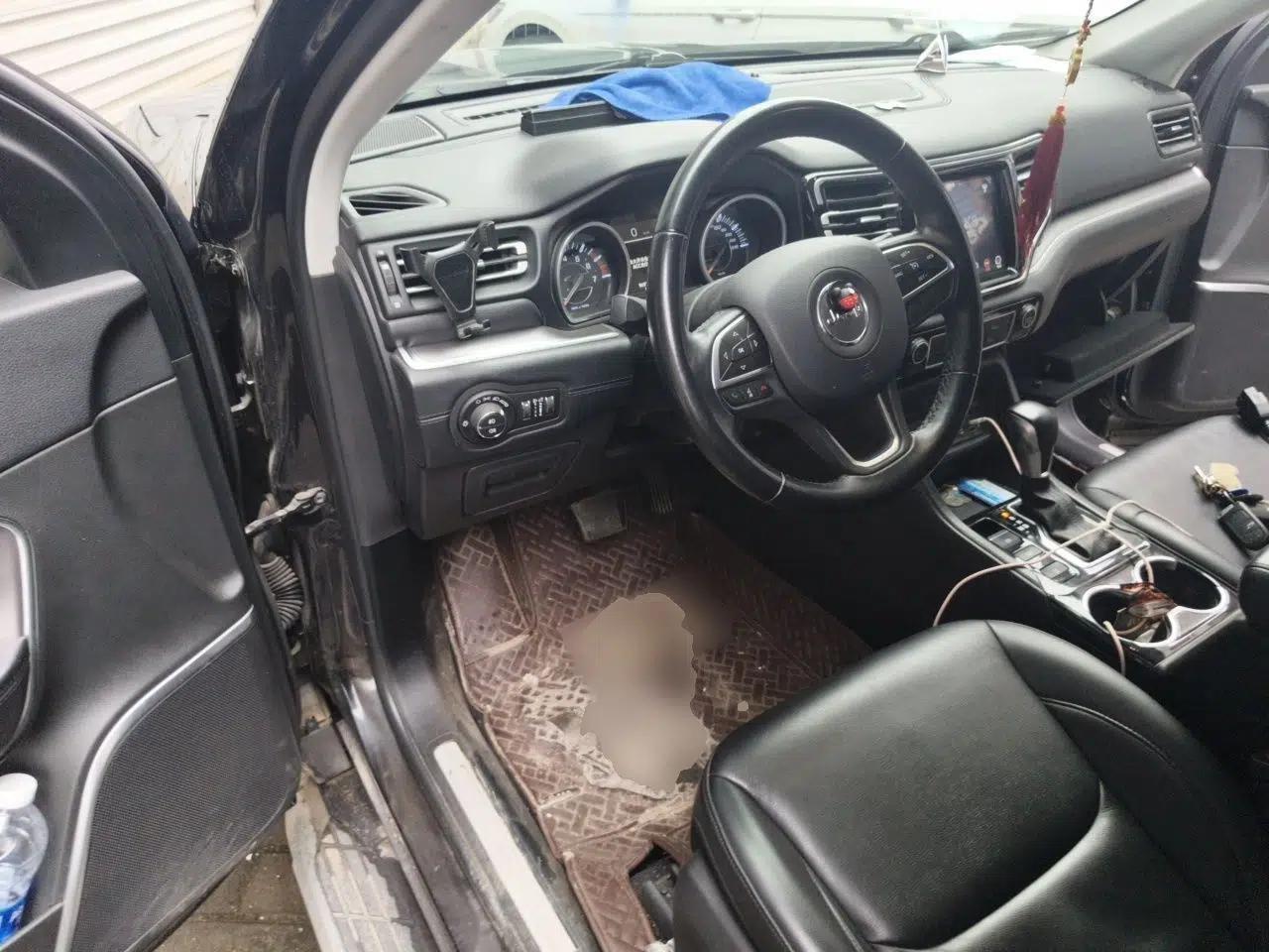Jeep Grand Commander 2020 2.0T Two-Wheel Drive Elite Version — миниатюра 17