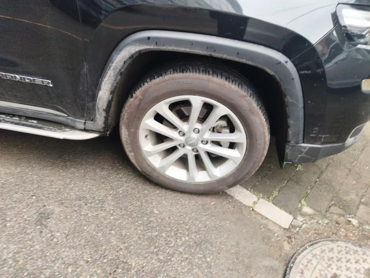 Jeep Grand Commander 2020 2.0T Two-Wheel Drive Elite Version — миниатюра 8