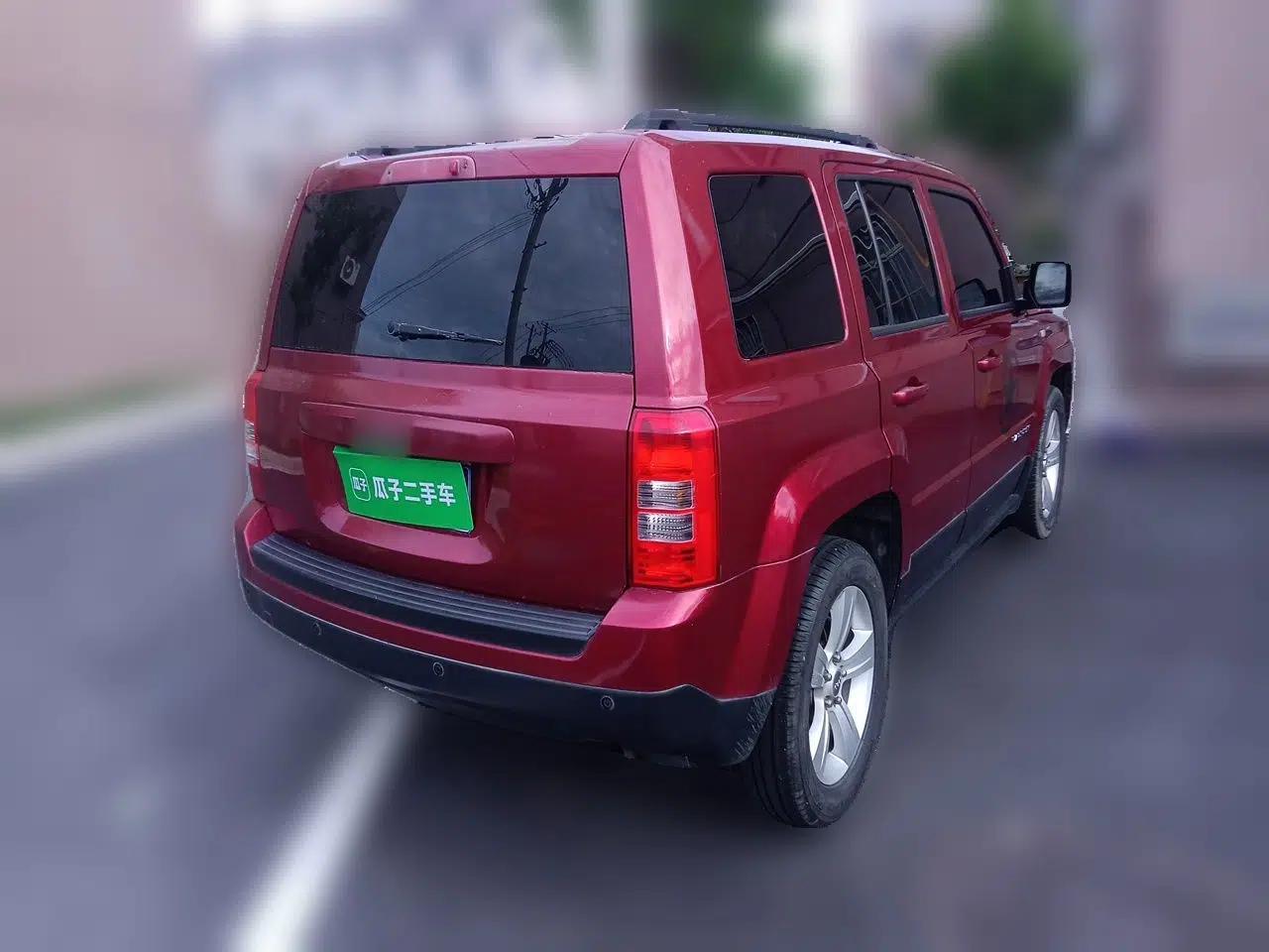 Jeep Patriot 2014 2.0L Sport Enhanced Edition — миниатюра 6