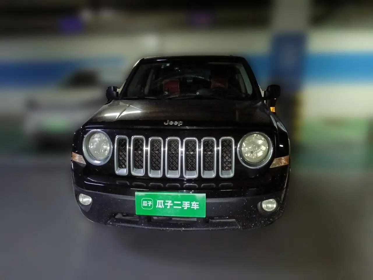 Jeep Patriot 2011 2.4 Classic Edition — миниатюра 2