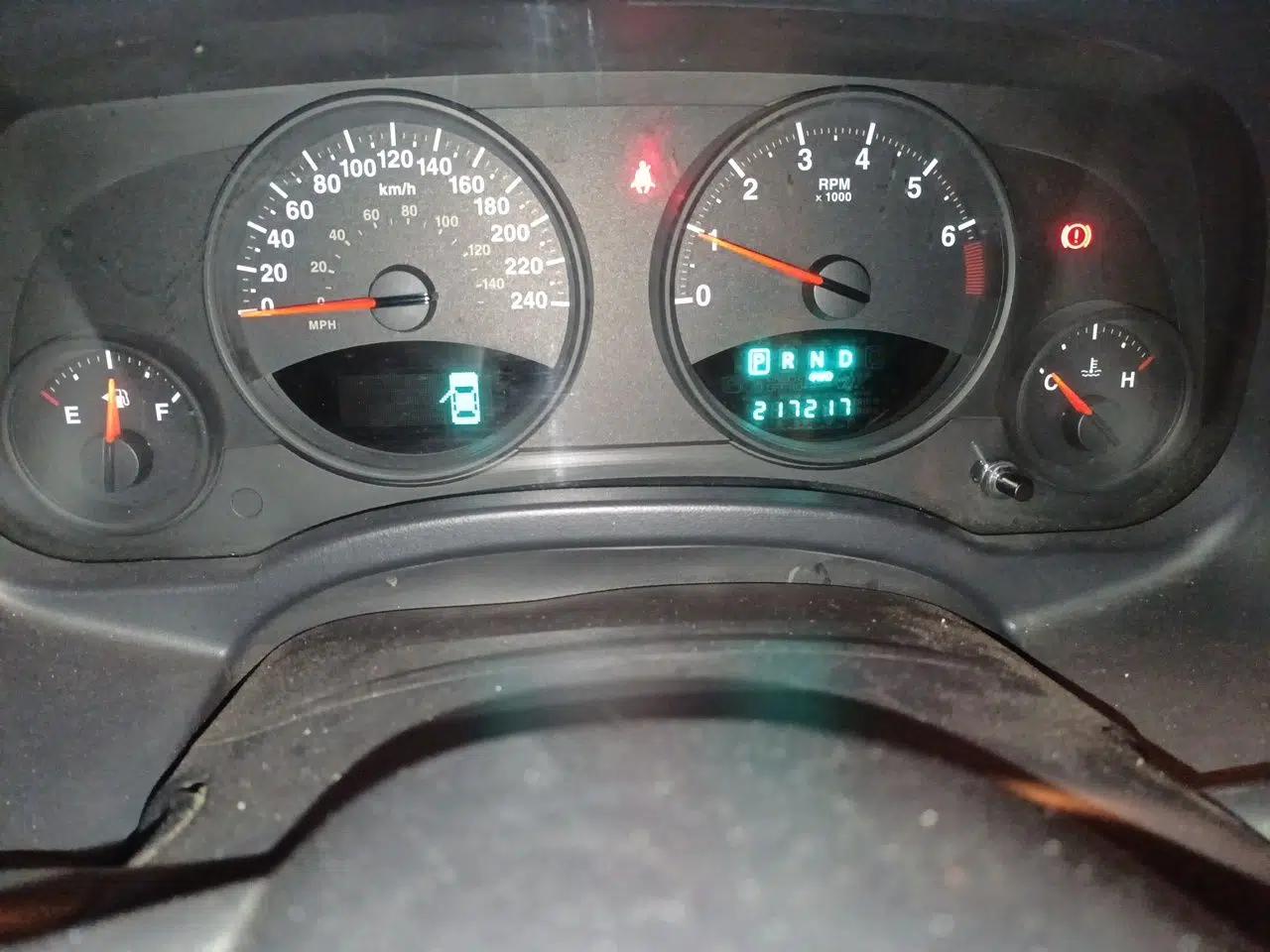 Jeep Patriot 2011 2.4 Classic Edition — миниатюра 13