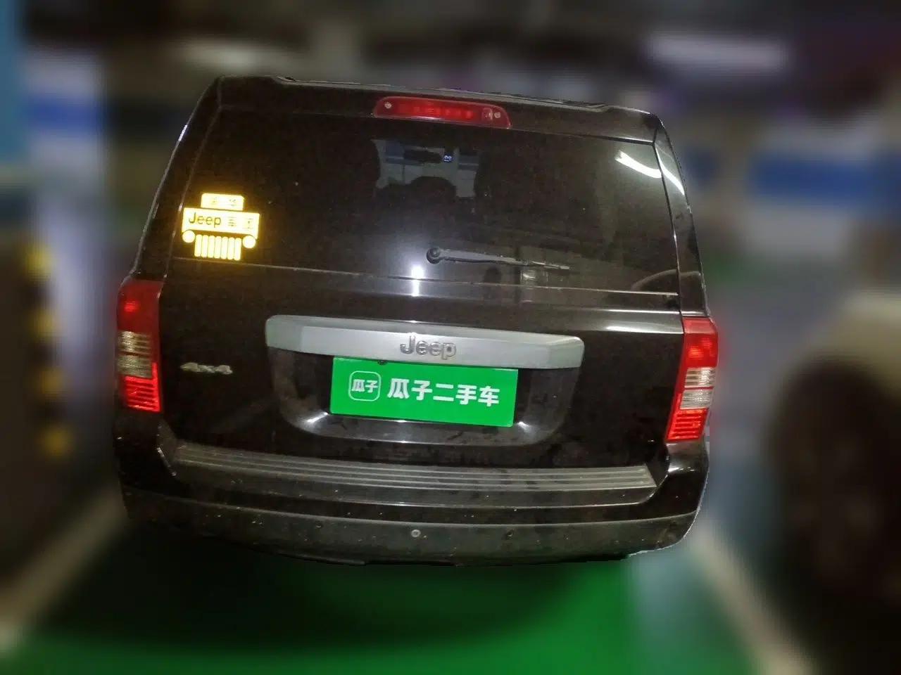 Jeep Patriot 2011 2.4 Classic Edition — миниатюра 5