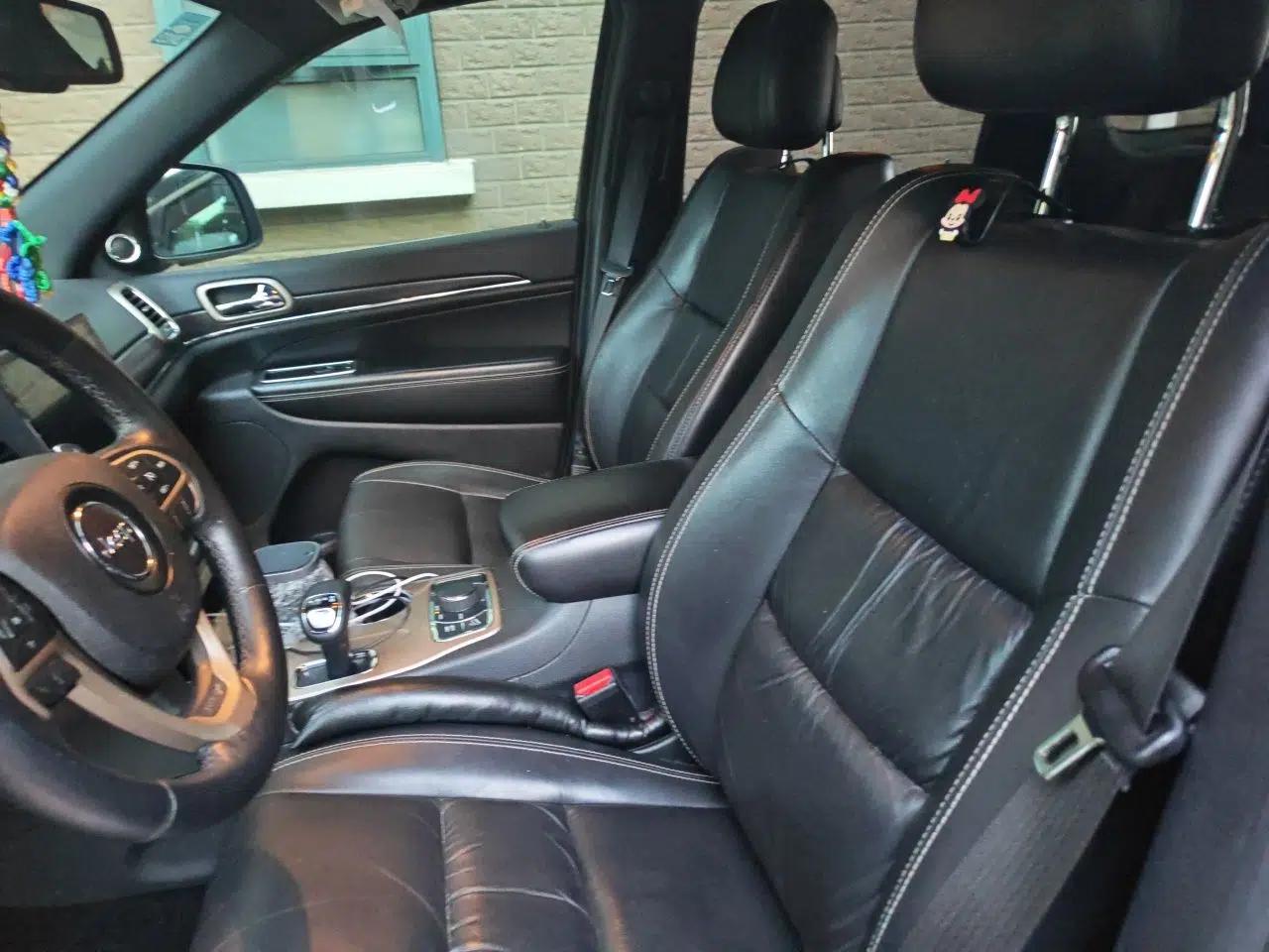 Jeep Grand Cherokee 2014 3.0L Comfort Navigation Edition — миниатюра 16
