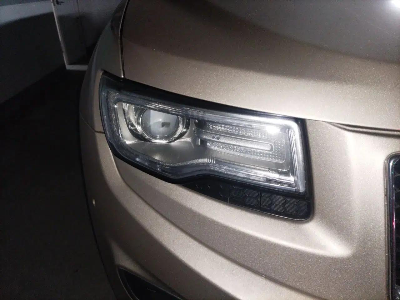 Jeep Grand Cherokee 2014 3.0L Comfort Navigation Edition — миниатюра 7