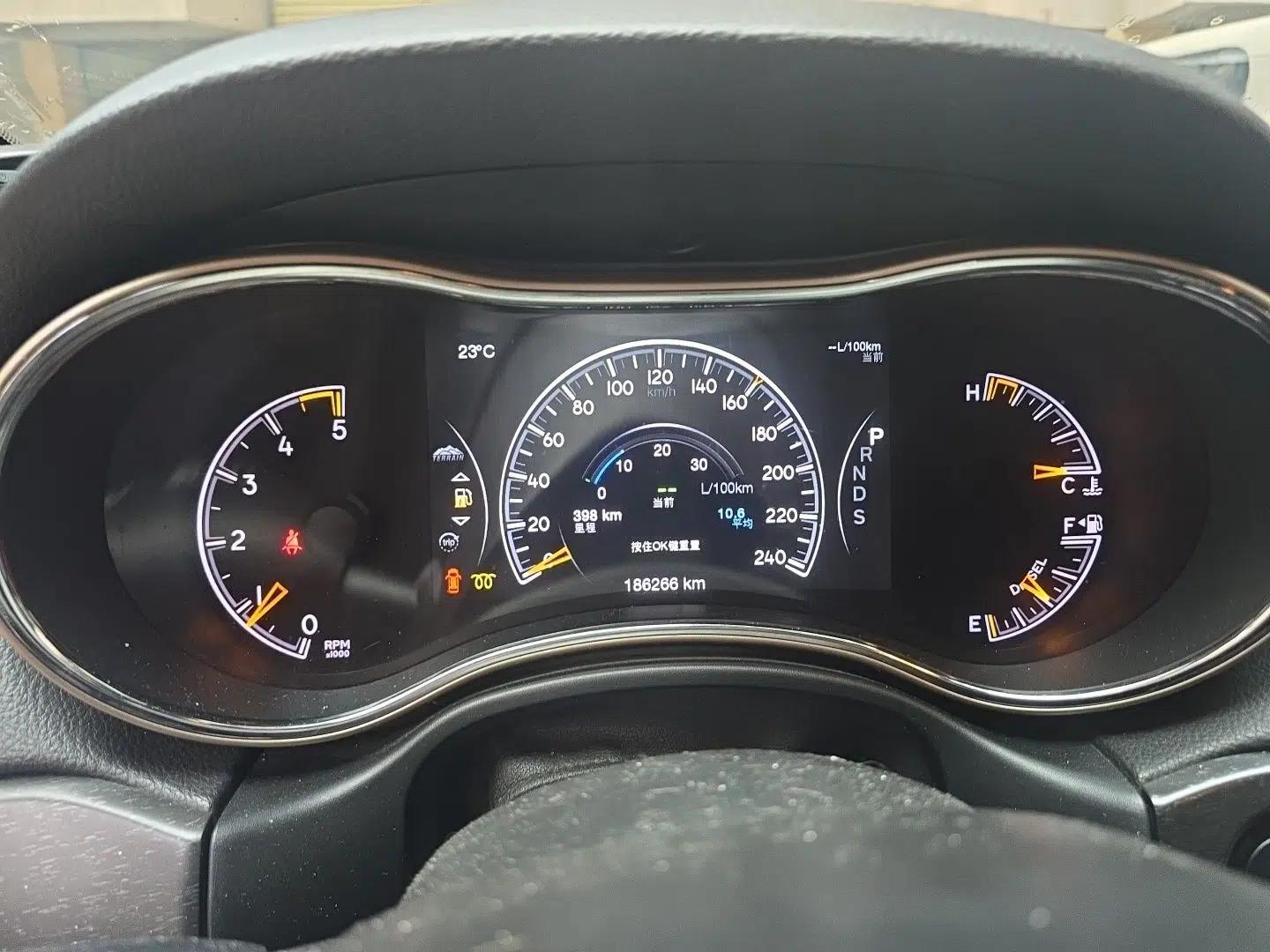 Jeep Grand Cherokee 2014 3.0TD Diesel Comfort Navigation Version — миниатюра 12