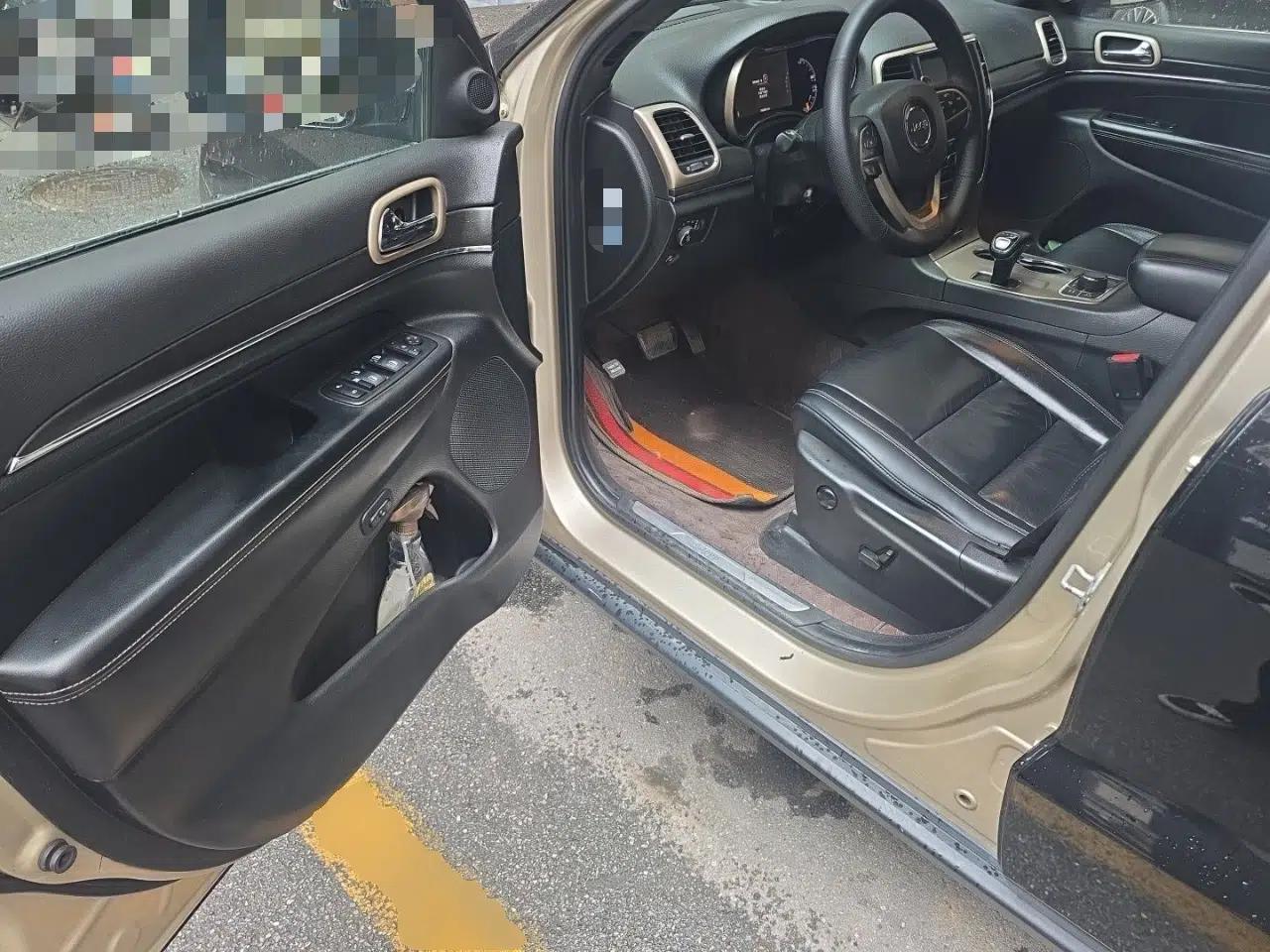 Jeep Grand Cherokee 2014 3.0TD Diesel Comfort Navigation Version — миниатюра 17