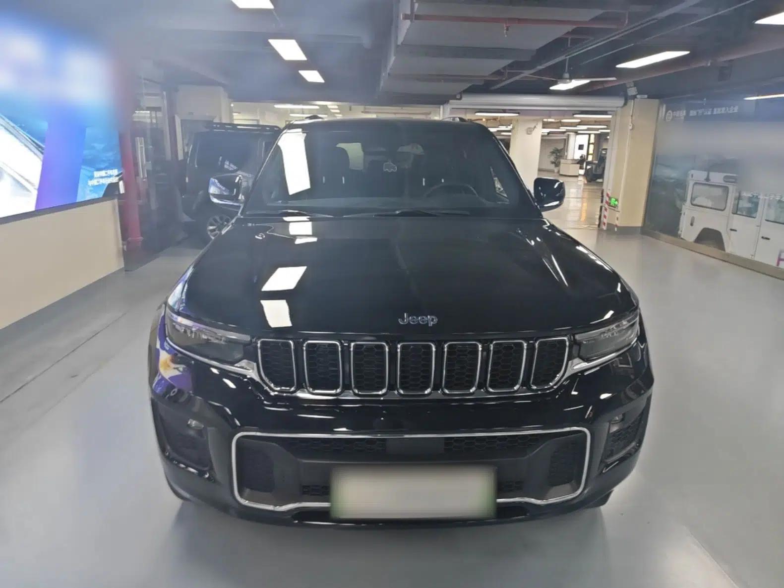 Jeep Grand Cherokee New Energy 2023 4xe Summit Edition — миниатюра 2